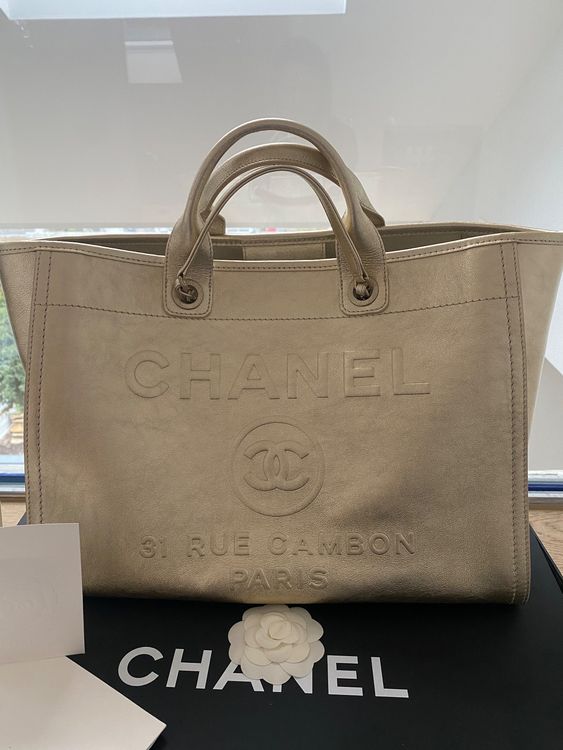 CHANEL METIERS DART 2021/22 - HANDBAGS 