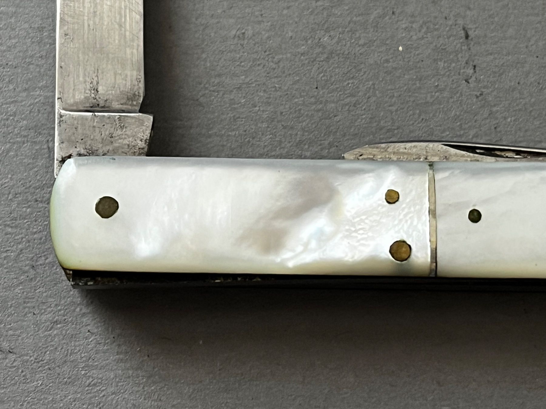 Coltelli tascabile: Antikes Perlmutt-Sackmesser 80 mm mit Etui - selten – Usato da Zürich venduto da FV.vintage 5