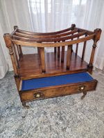 Antiker Zeitungsständer – ca. 100 Jahre