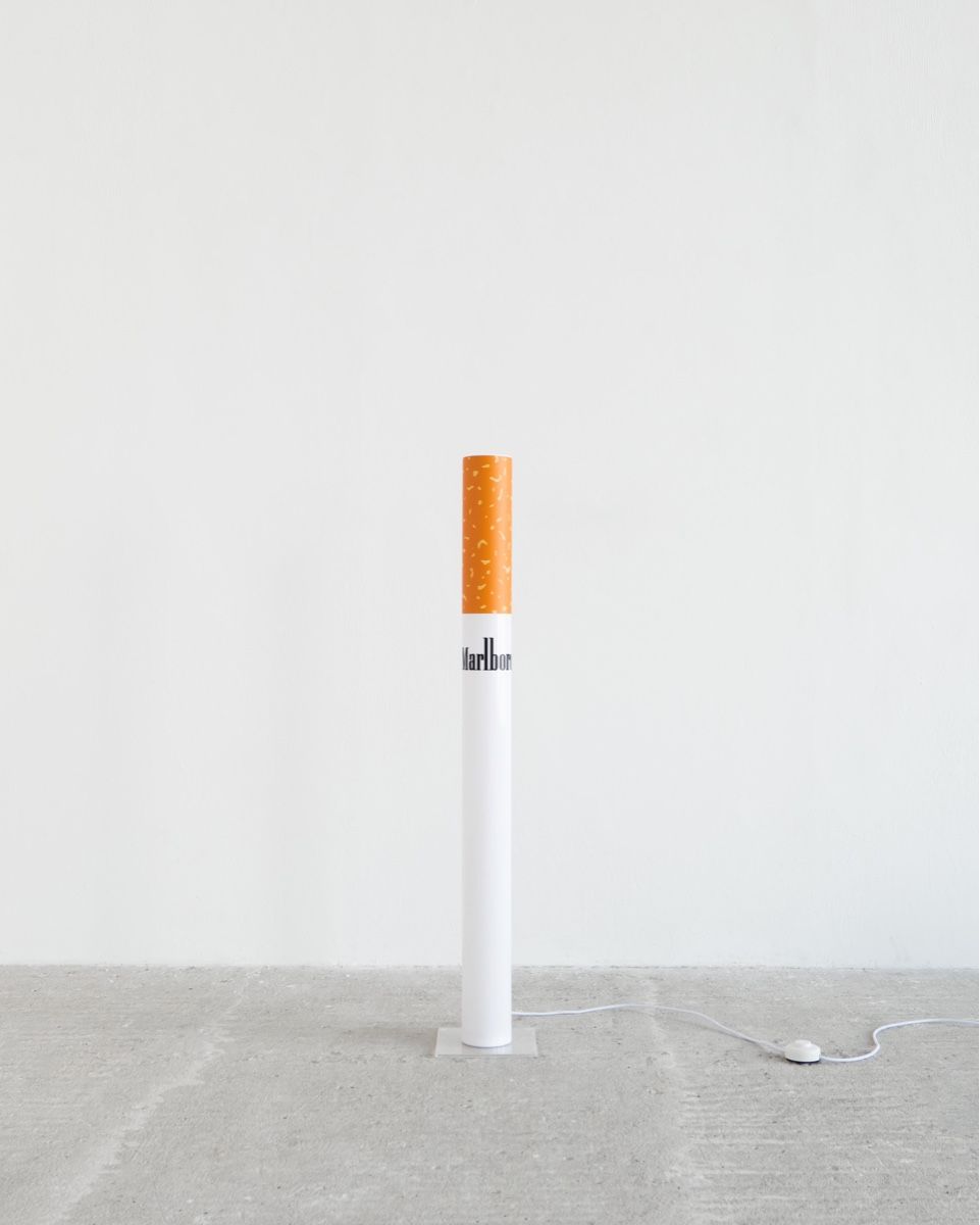 Lampes: Marlboro Lampe / Stehleuchte / Zigarette – Neuf (Voir description) à Basel par hei_5yz7 2