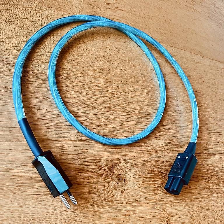 Câbles: Trigon Volt CH Netzkabel  | 1.3m | Neu & klangstark – D'occasion à Adlikon b.Regensdf par Cabelking_87 1