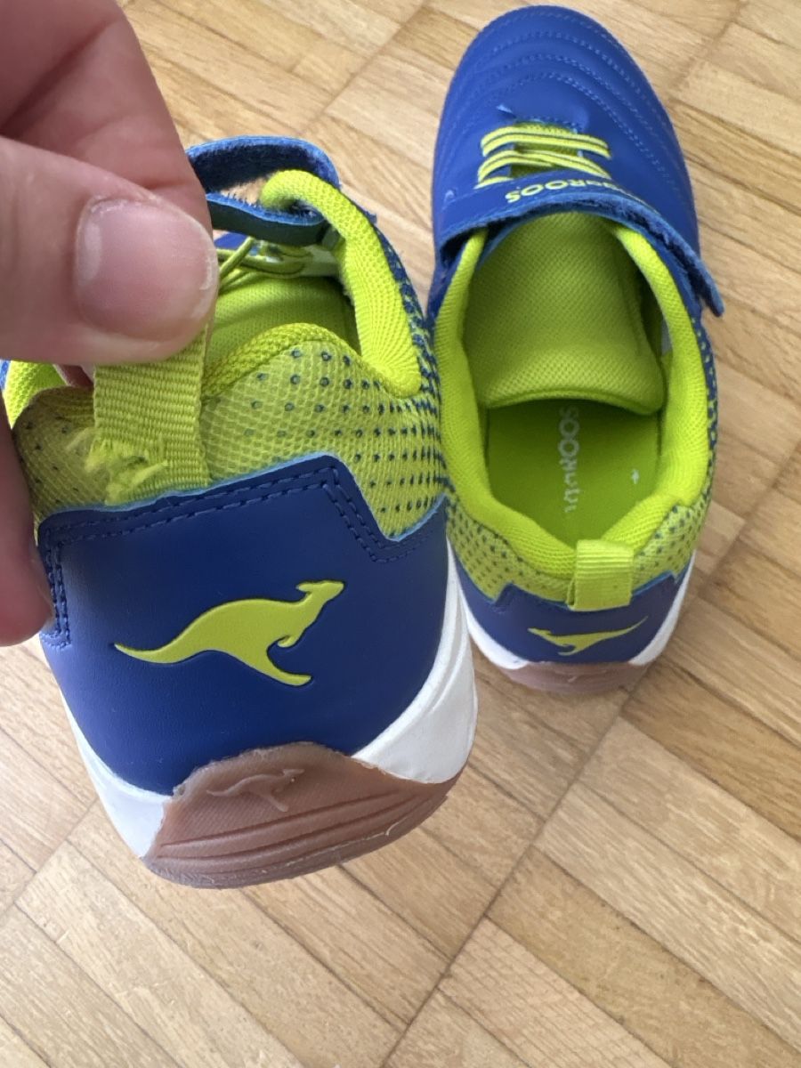 Schuhe für Jungen: Hallenturnschuhe Gr. 36 – Gebraucht aus Herisau von sen_8w8b 2