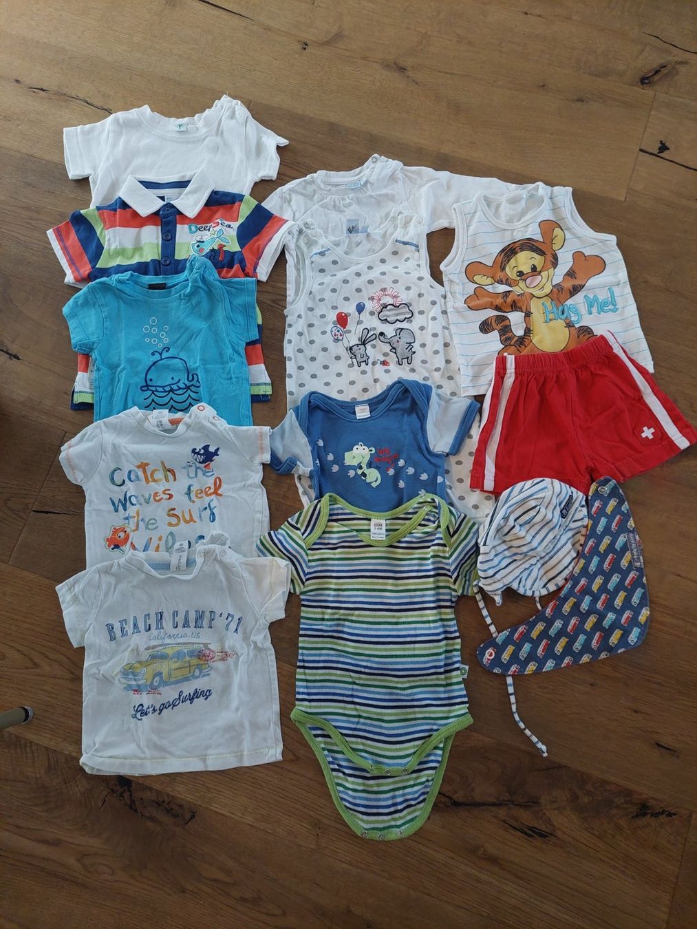 Lotti & Set di vestiti: Kleiderset Gr. 62-68 Jungen – Usato da Niederbuchsiten venduto da Dins01