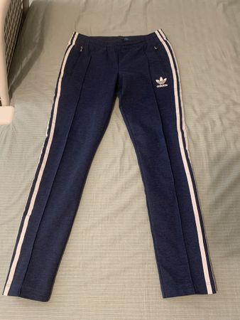 Adidas Trainingshose blau Grösse 36 S guter Zustand