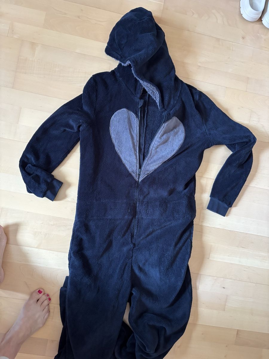 Jumpsuits: Flauschiger Jumpsuit  – Gebraucht aus Kesswil von Branca-01 5
