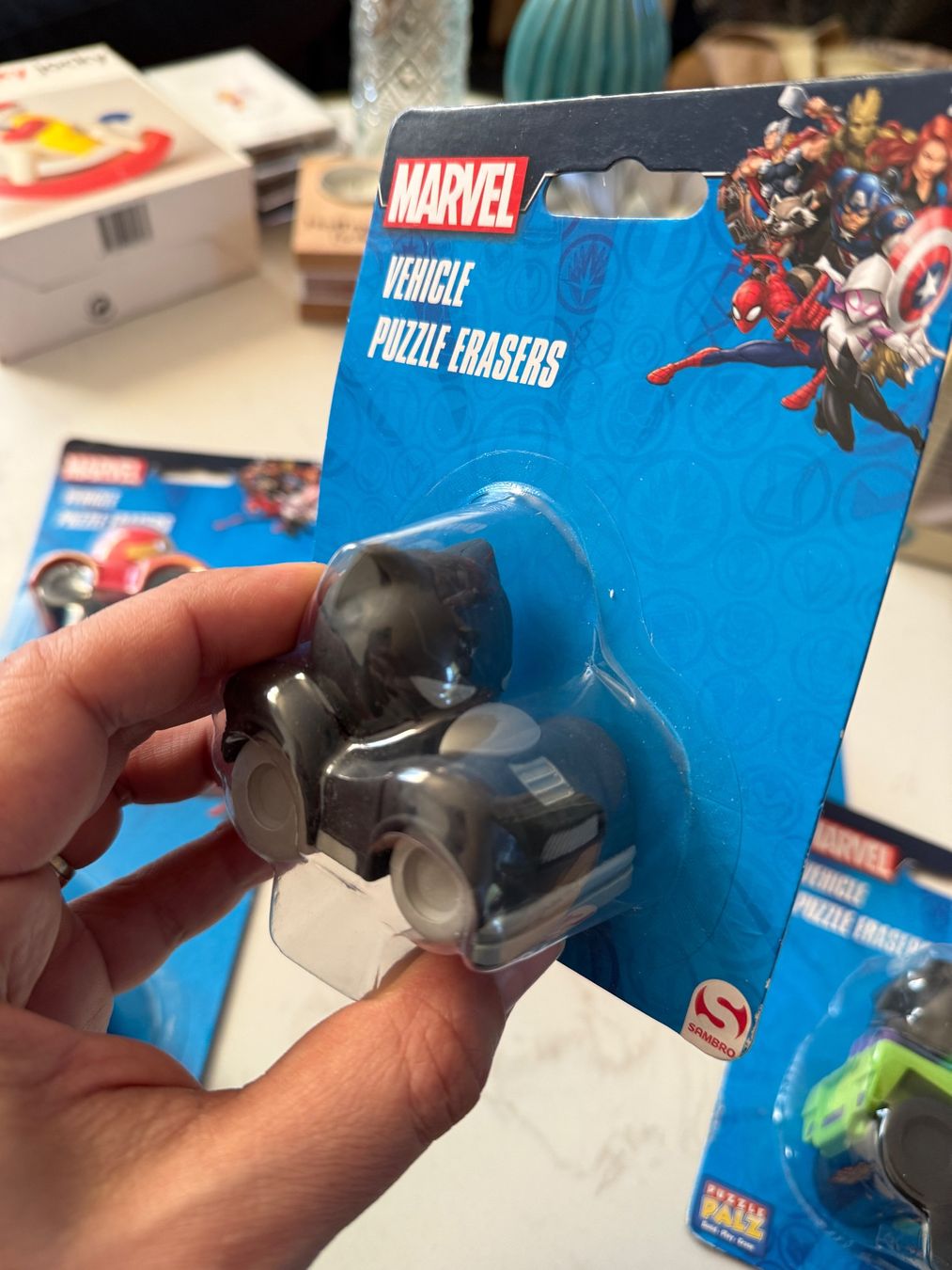 Altro in Scrittura & Disegno: Lustige Marvel Puzzle Radiergummis – Nuovo e nell'imballaggio originale da Strengelbach venduto da shihtzuliving_22 7