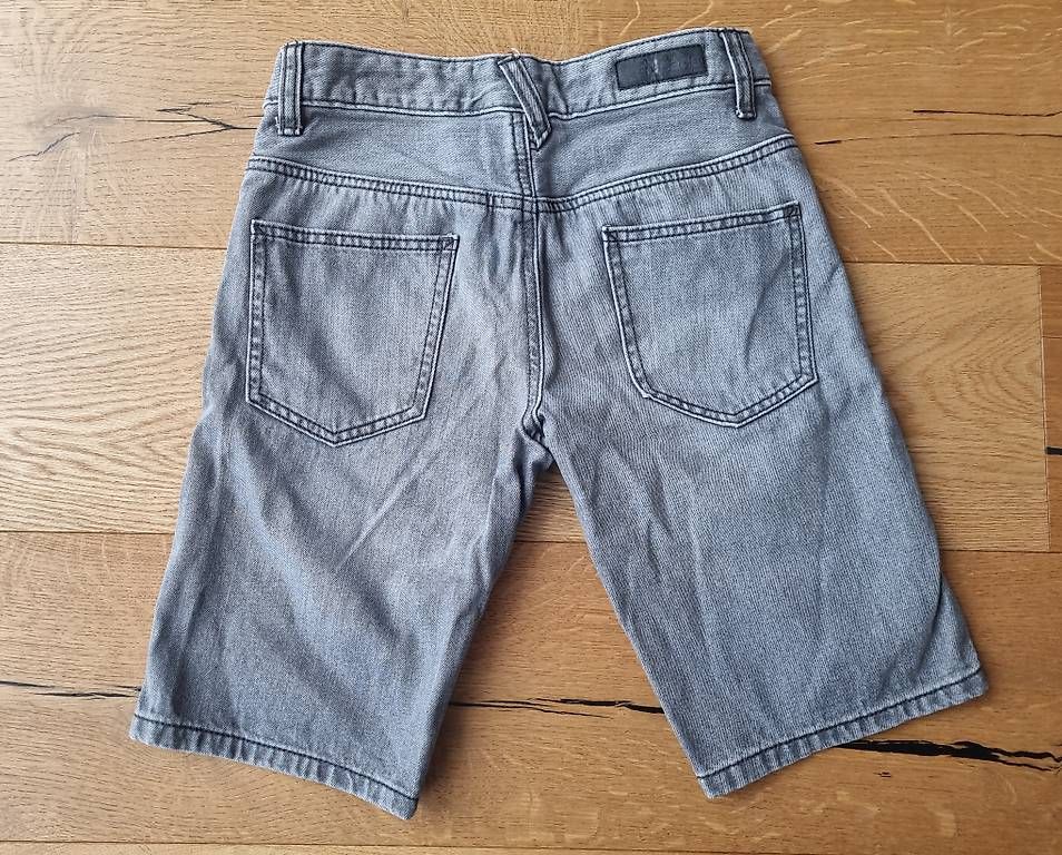 C&A Pantaloni: Shorts Grösse 146 – Usato da Brütten venduto da gupi1717 1