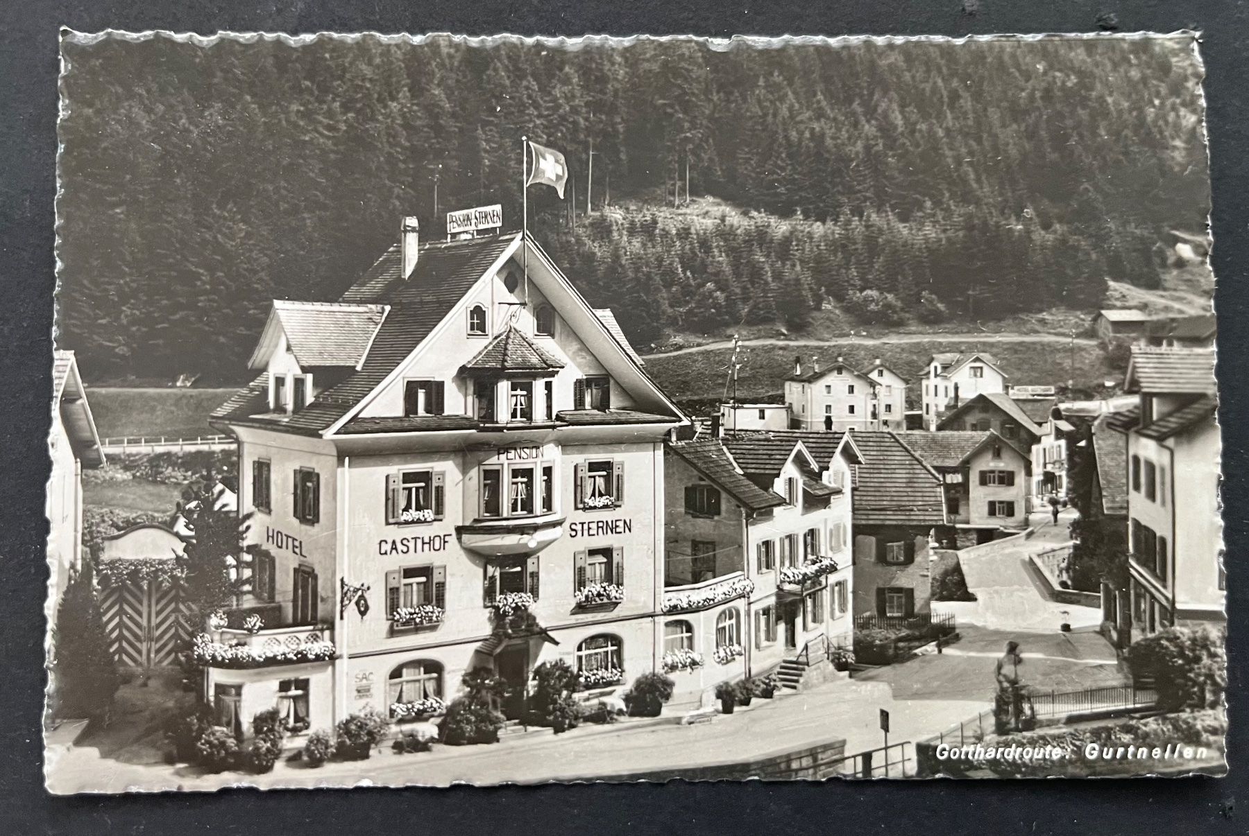 Cartes postales: Gotthardroute Gurtnellen, HOTEL STERNEN, Propr. Sepp Walker – D'occasion à Ostermundigen par DaxKarten-75