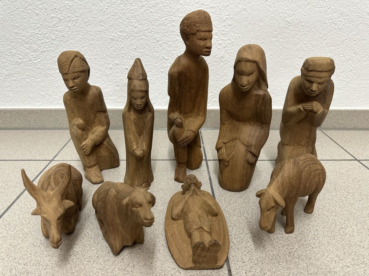 Statuette: Krippenfiguren aus Kenia – Usato da Stans venduto da Osteophyt
