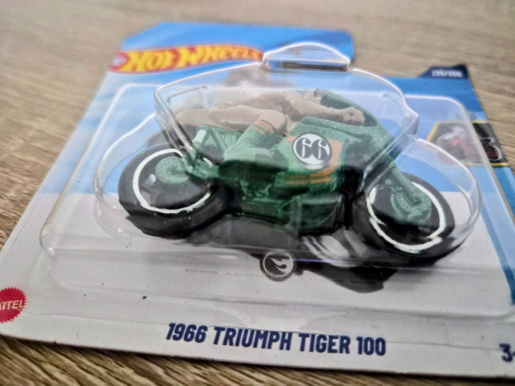 Hot Wheels Modellini d'auto: Hot Wheels Treasure Hunts TH 3x – Nuovo e nell'imballaggio originale da LUZERN venduto da 6O15 3