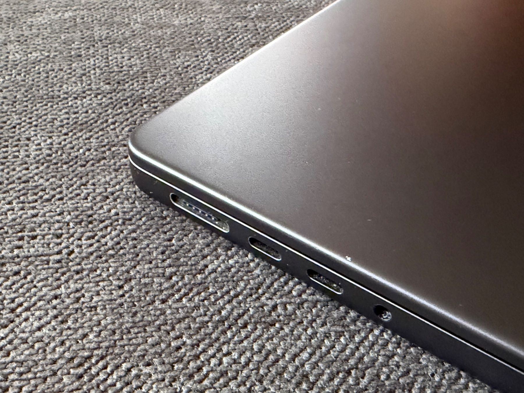 Apple Notebook: Macbook Pro M3 Space Grey 14" 18GB RAM 512GB SSD – Usato da Hägendorf venduto da jan_sj26 3