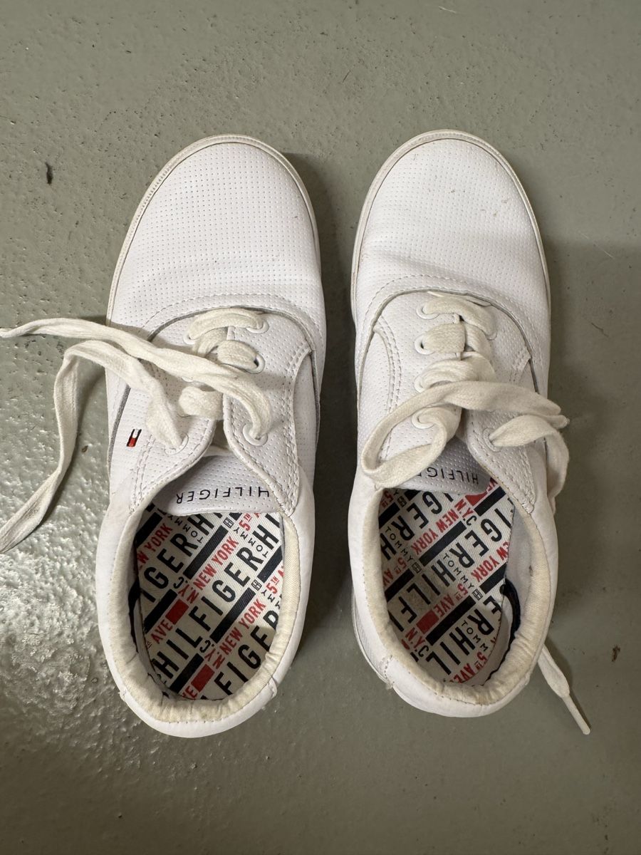 Tommy Hilfiger Scarpe per ragazzi: Kinder Schuhe Grösse 34 – Usato da Zürich venduto da MaSte 5