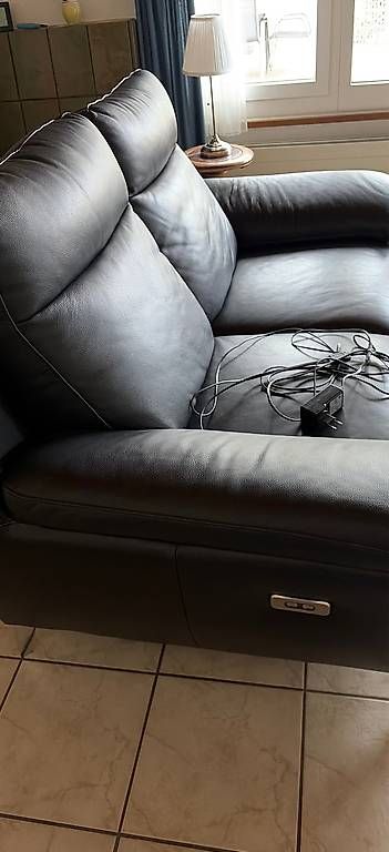 Sofas: Leder Sofa – Neuf avec emballage d'origine à Pfungen par fro_ppm6 2