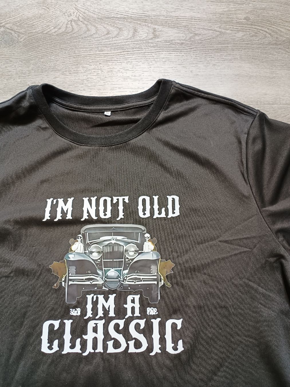 T-shirt: Shirt XL. neu – Nuovo (secondo la descrizione) da Bätterkinden venduto da Elefantenzoo 1