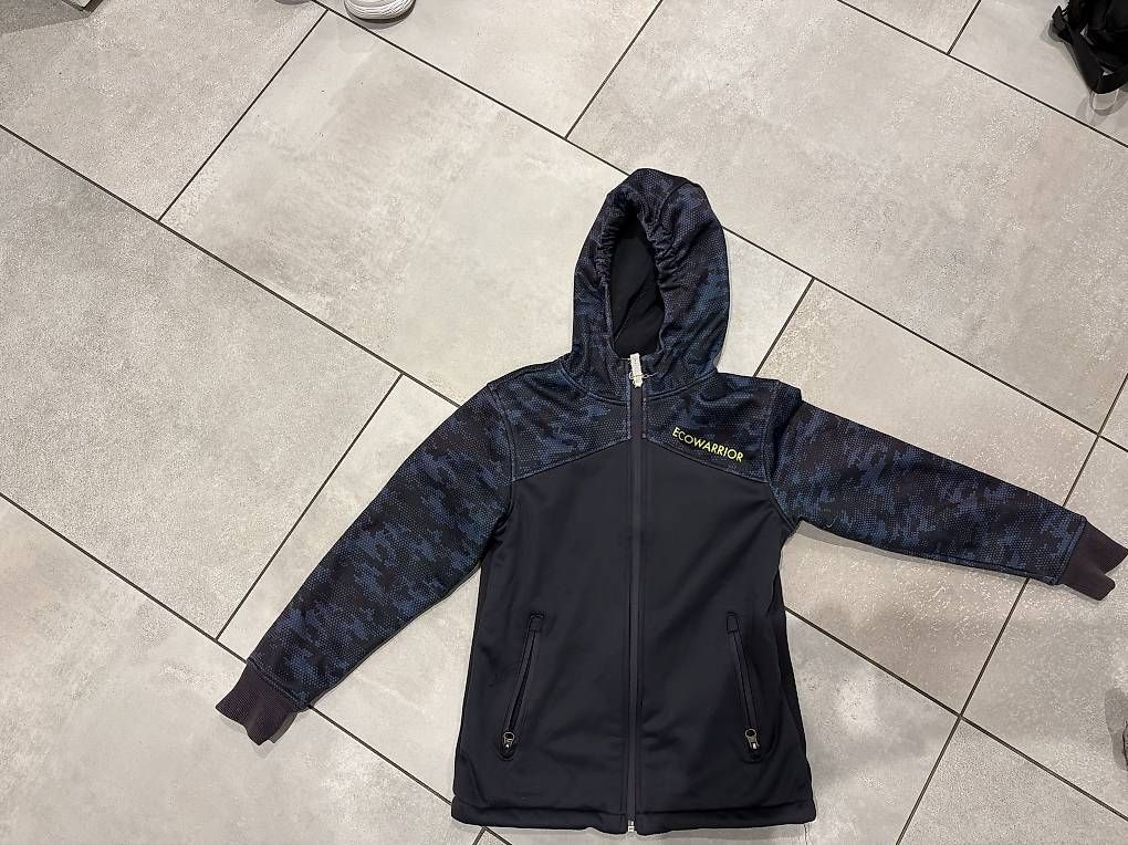Vestes & Manteaux: Softshelljacke – D'occasion à Lützelflüh-Goldbach par Caermeli01