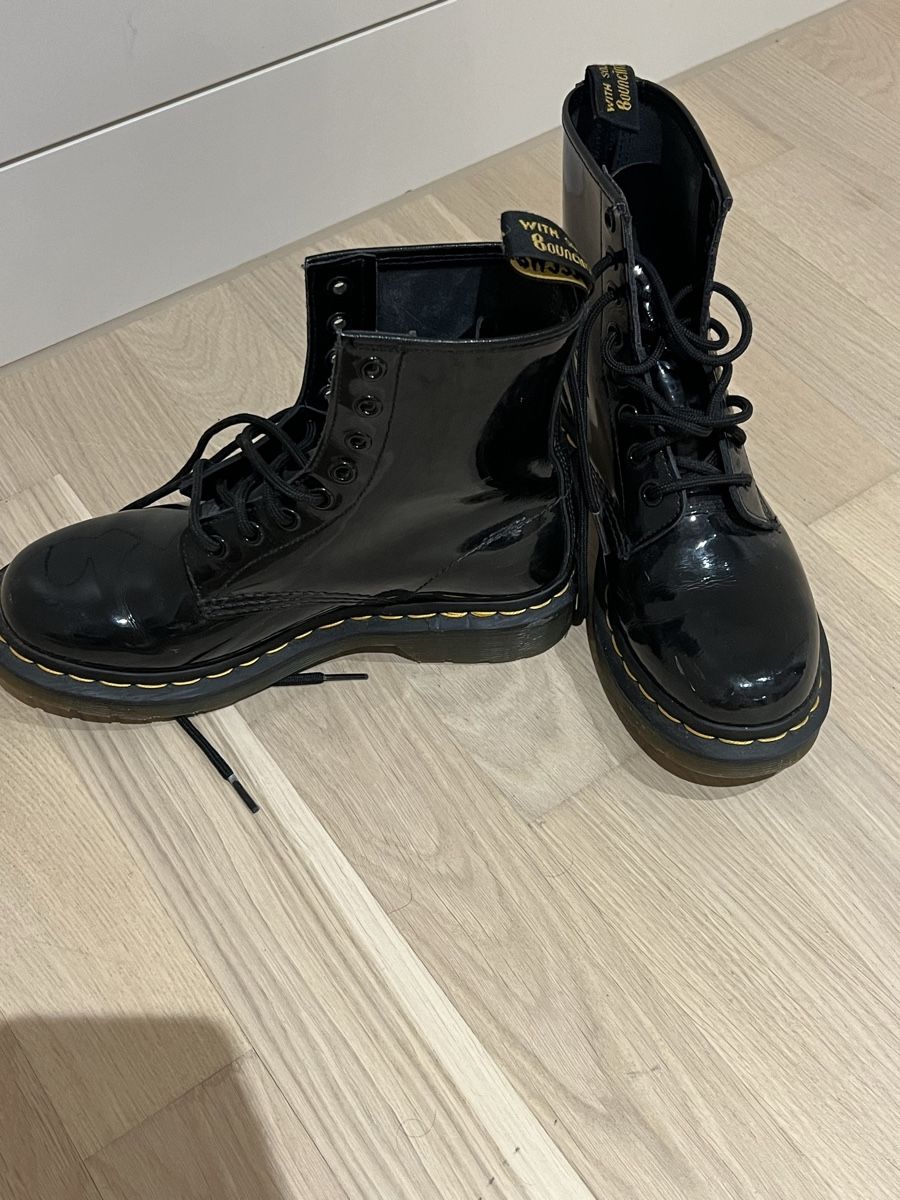 Dr. Martens Chaussures femmes: Dr. Martens – Neuf (Voir description) à Zürich par tyr_5j6q 1