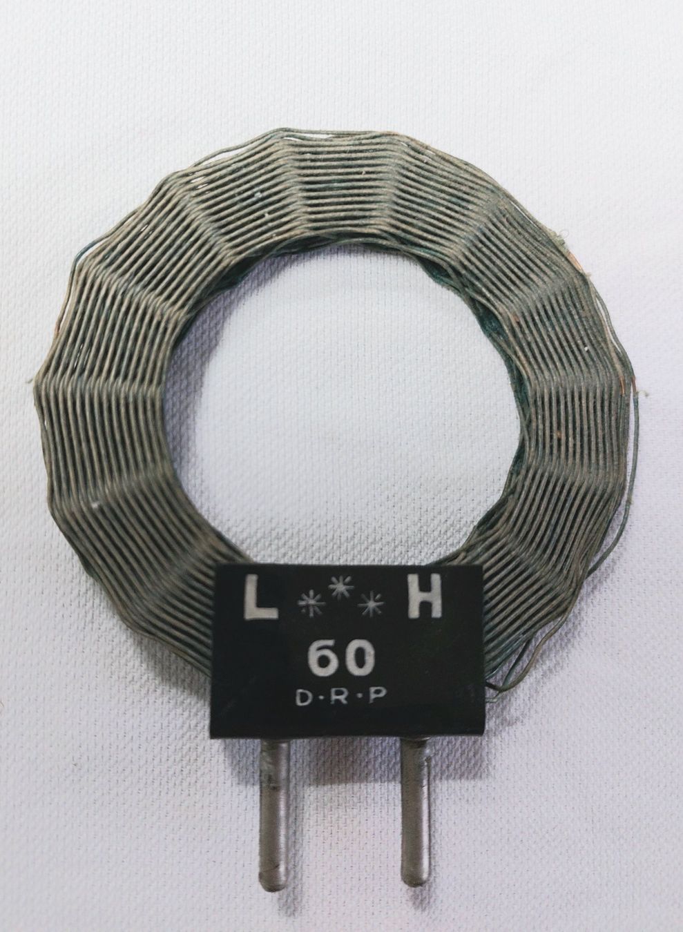 Componenti elettronici: Alte, antike Wabenspule – Usato da Seuzach venduto da Heinz7947