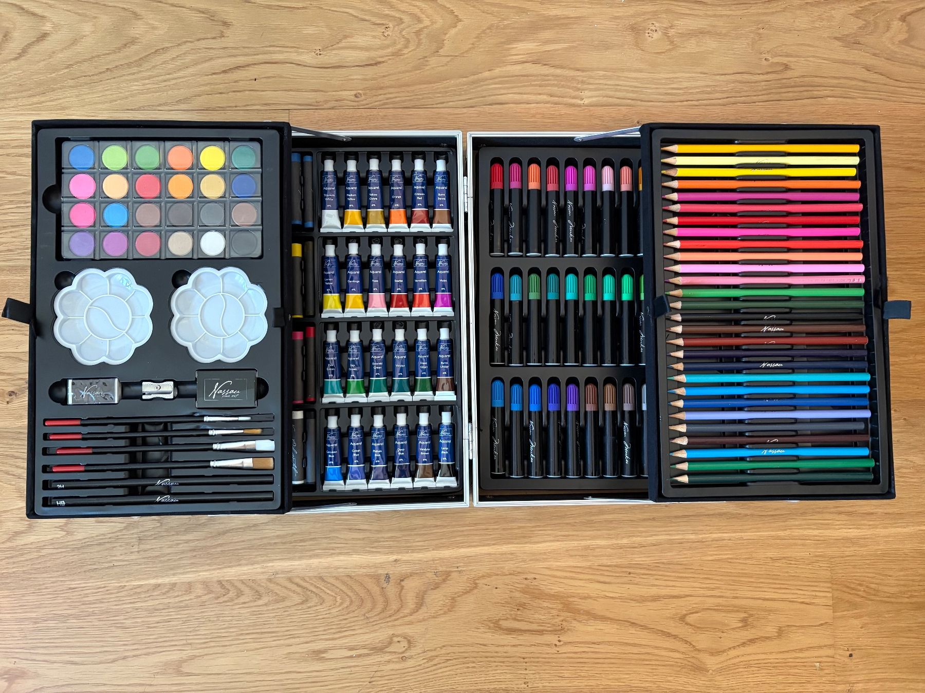 Farben: Nassau Fine Art Mal-Koffer – Gebraucht aus Rheineck von roh_b2yn