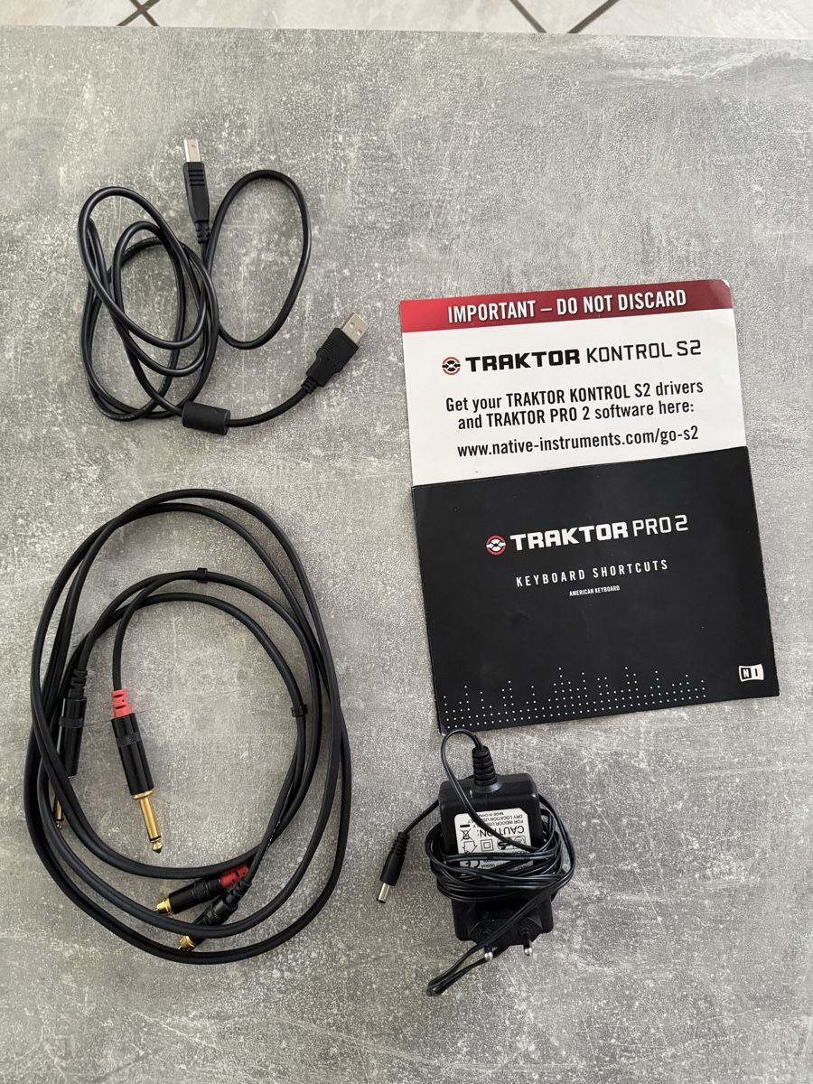 Native Instruments Mischpulte: Native Instruments Traktor Kontrol S2 – DJ Controller inkl.  – Gebraucht aus Muri AG von Burri939 2