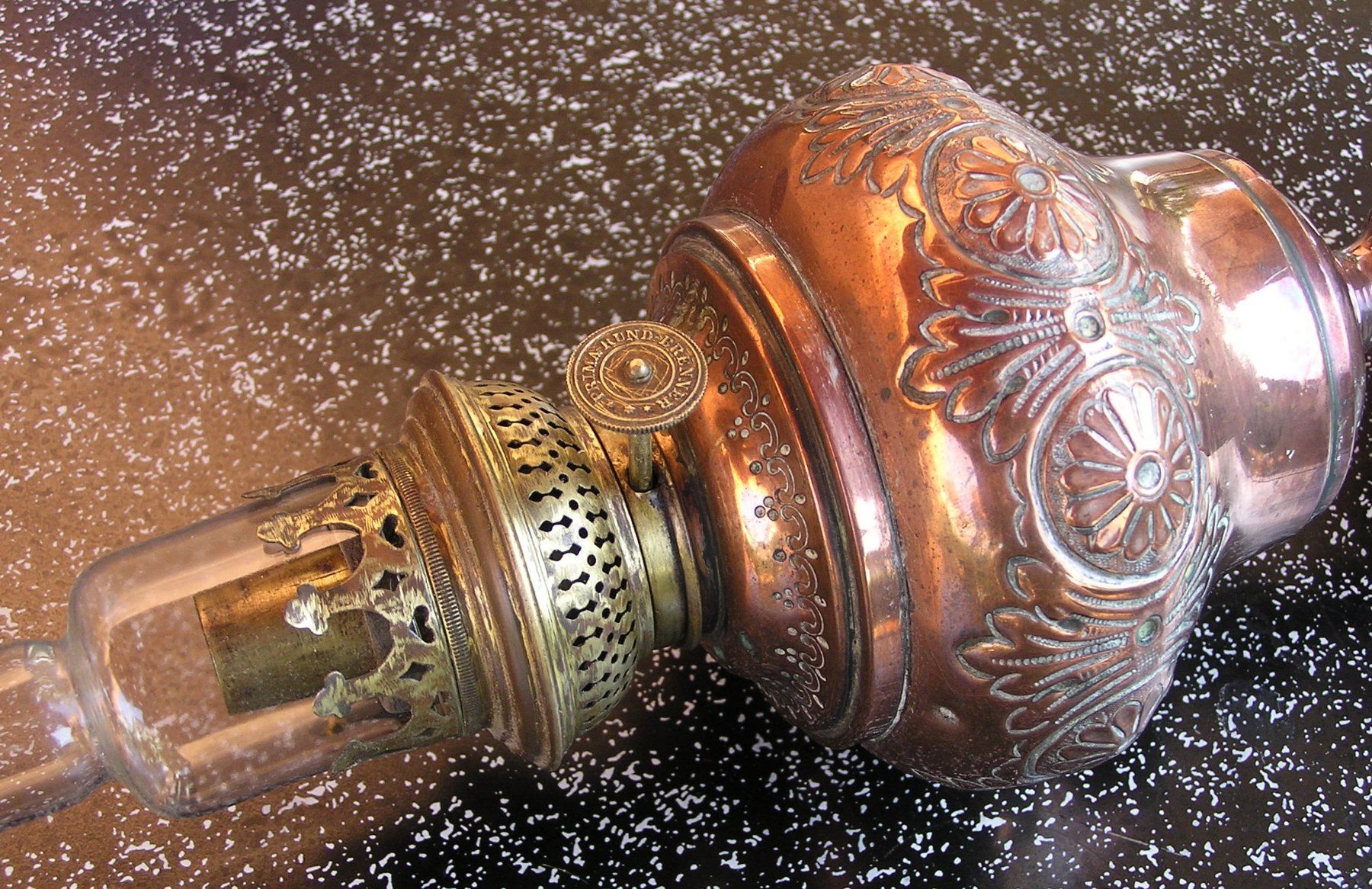 Lampen: ANTIKE PETROLEUMLAMPE PETROLLAMPE – Gebraucht aus Grenchen von Antique-hunter 3