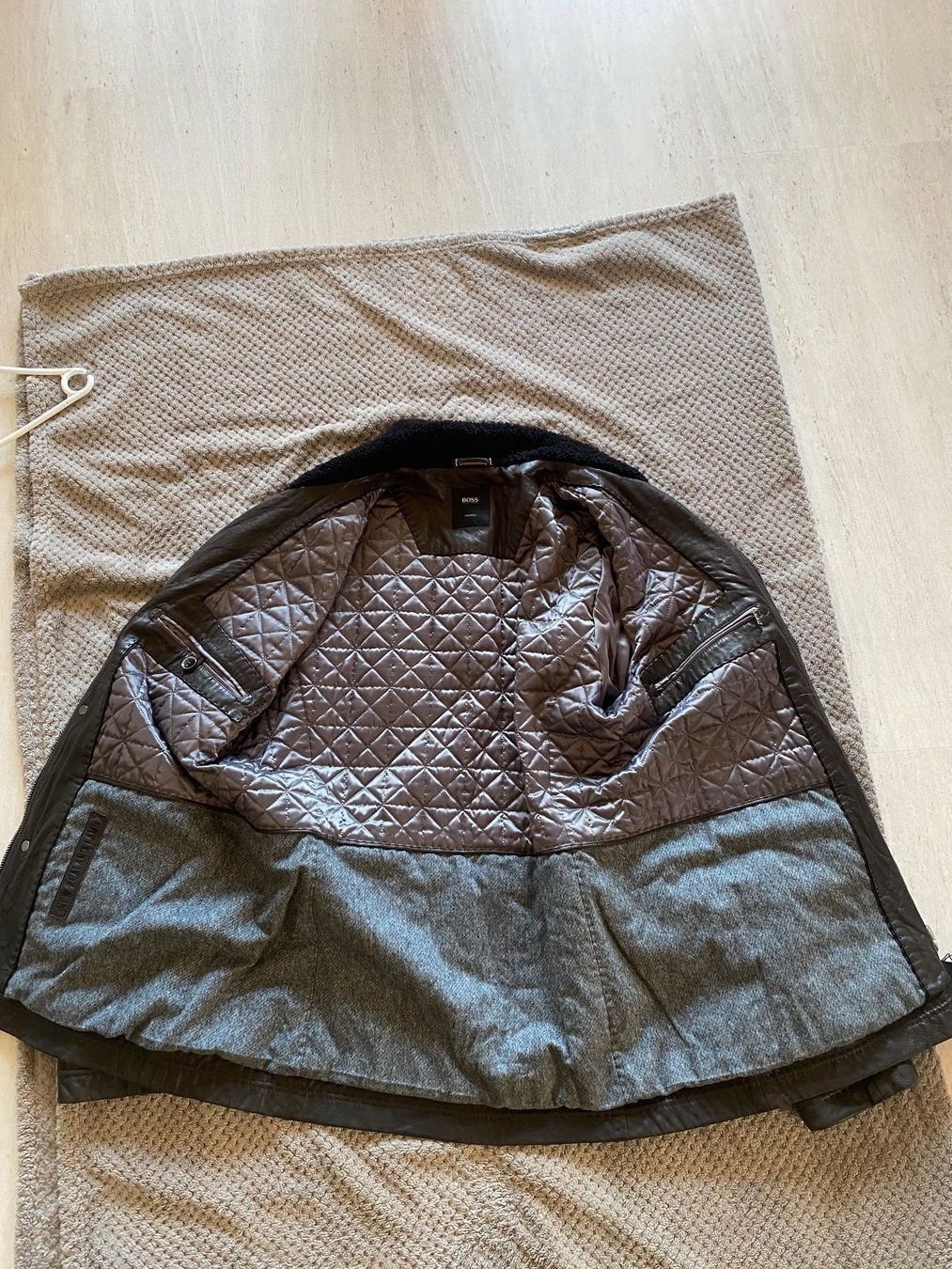 Hugo Boss Cappotti: Hugo Boss Ledermantel Gr.50 – Usato da Zumikon venduto da dwl_j987 2