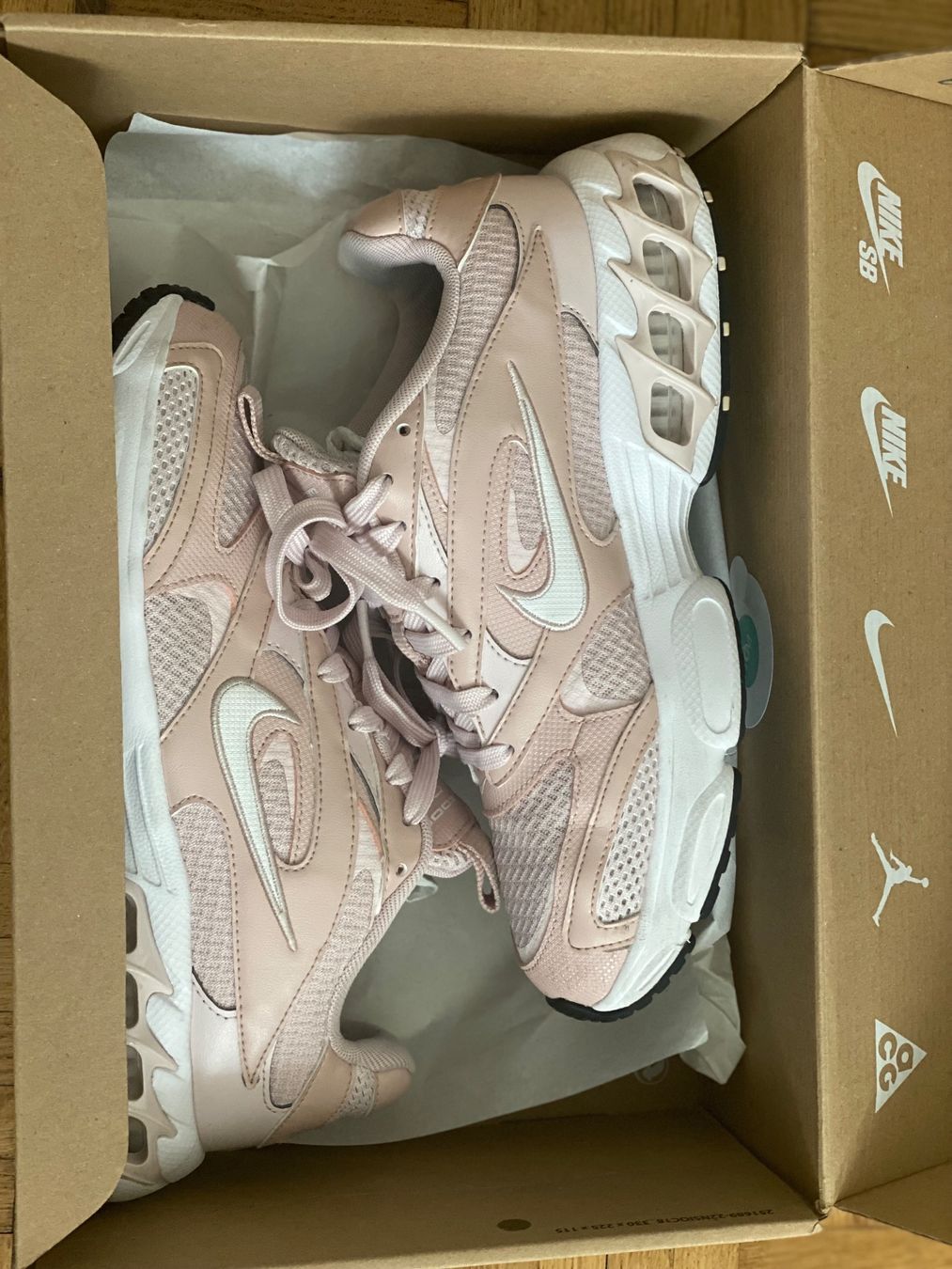 Nike Damenschuhe: Neuwertige Nike Air Zoom Fire – Gebraucht aus Küsnacht ZH von sabinamari 1