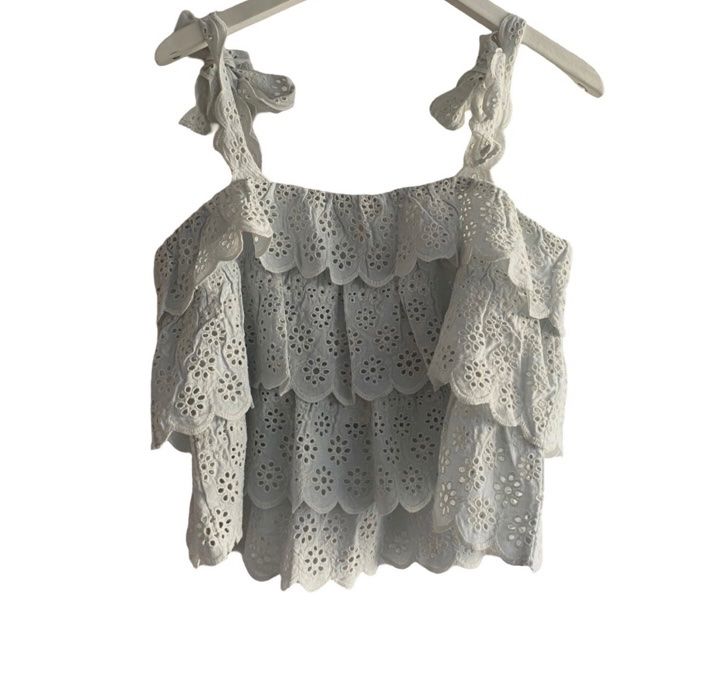 Sezane Top: SÉZANE so ein süsses Lochspitze Top - neu - – Nuovo (secondo la descrizione) da Jona venduto da vanessasupermarket20 7