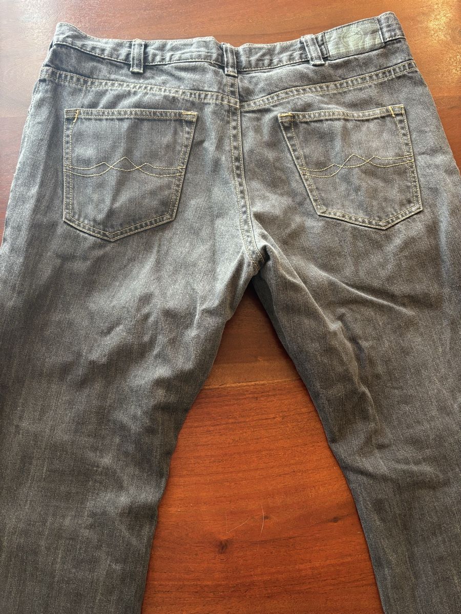 Jeans: Graue Jeans-Hose W38/L30 – Usato da Läufelfingen venduto da Seraphim13 2