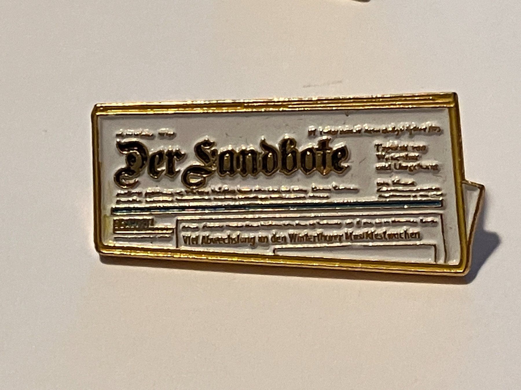 Placchette & Badge: 1 Pin Der Landbote – Usato da Basel venduto da djwwpp