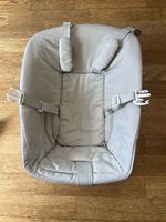 Stokke Newborn Set Tripp Trapp mit Wendeüberzug und Mobile