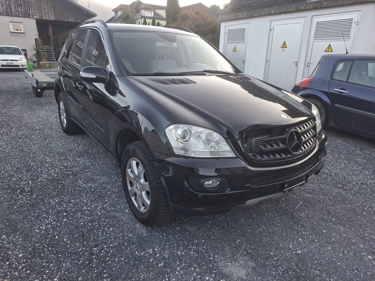 Mercedes-Benz Automobili: Mercedes Benz ML 280 CDI – Usato da Azmoos venduto da KingBos 1