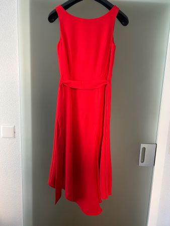 Magnifique robe rouge taille 36