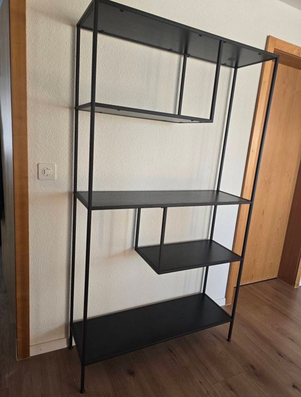 Regale: Regal – Gebraucht aus Heimenschwand von Zue_Arch 4