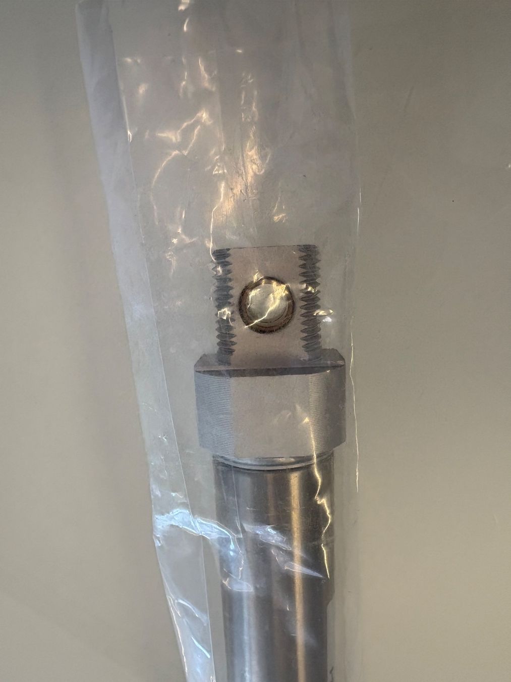 Altri prodotti elettronici: ISO-Zylinder C85N25-80C-B – Nuovo e nell'imballaggio originale da Hedingen venduto da Luana02 3