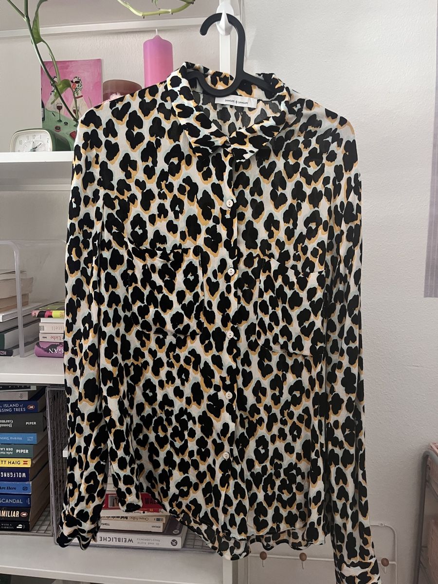 Samsøe Samsøe Camicette: SAMSOE SAMSOE Bluse Leopard Muster Viskose Damen Grösse S – Usato da Zürich venduto da hannakreativ