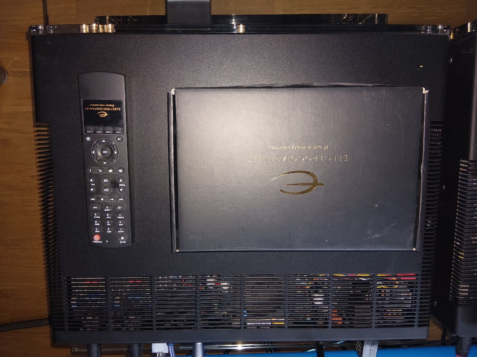 Audio- & Mediensysteme: Electrocompaniet ecm2 avec disc dur ssd. – Gebraucht aus Champoz von yokely 4