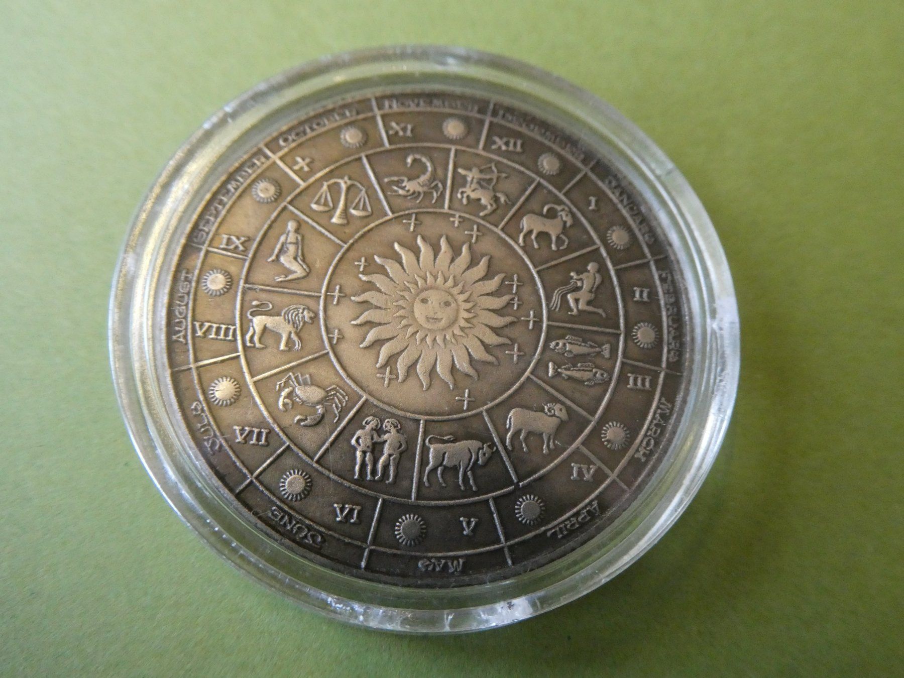 Medaillen: Medaille 40 mm,  Sternzeichen – Gebraucht aus Hinterforst von Rohusri 1