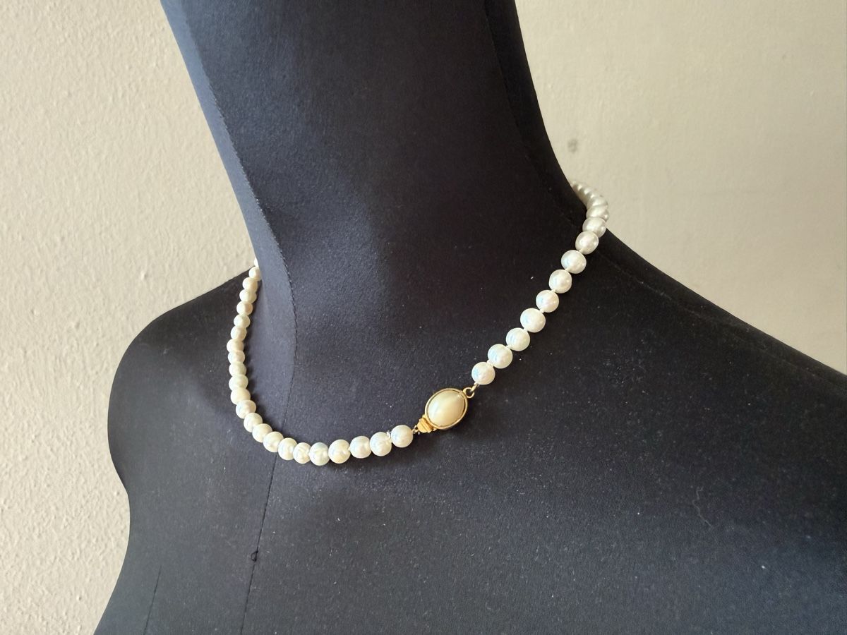 Catenine: Vintage Perlenkette, kleiner Defekt – Usato da Lamone venduto da LaCantinaMagica