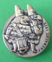 Basler Fasnachtsplakette Silber mit Nadel 1976