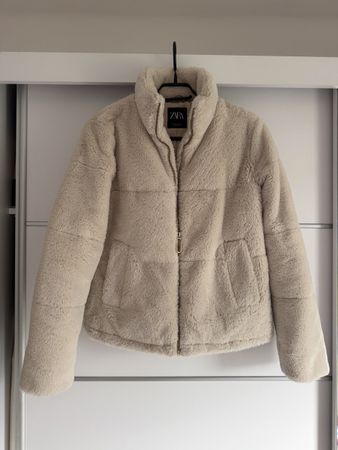 Zara Faux Fur Jacket Beige Size XS Zip Up Puffer