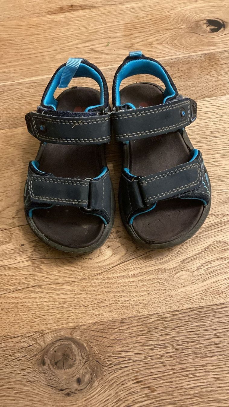 Elefanten Schuhe für Jungen: Sandalen Elefanten – Gebraucht aus Ebnat-Kappel von Polo011