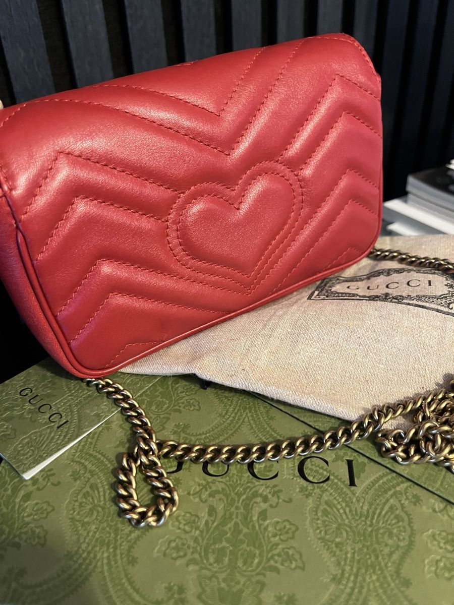 Gucci Borse da donna: Gucci Marmont Super Mini Matelassé Tasche – Nuovo (secondo la descrizione) da Gossau SG venduto da DeRiE 1