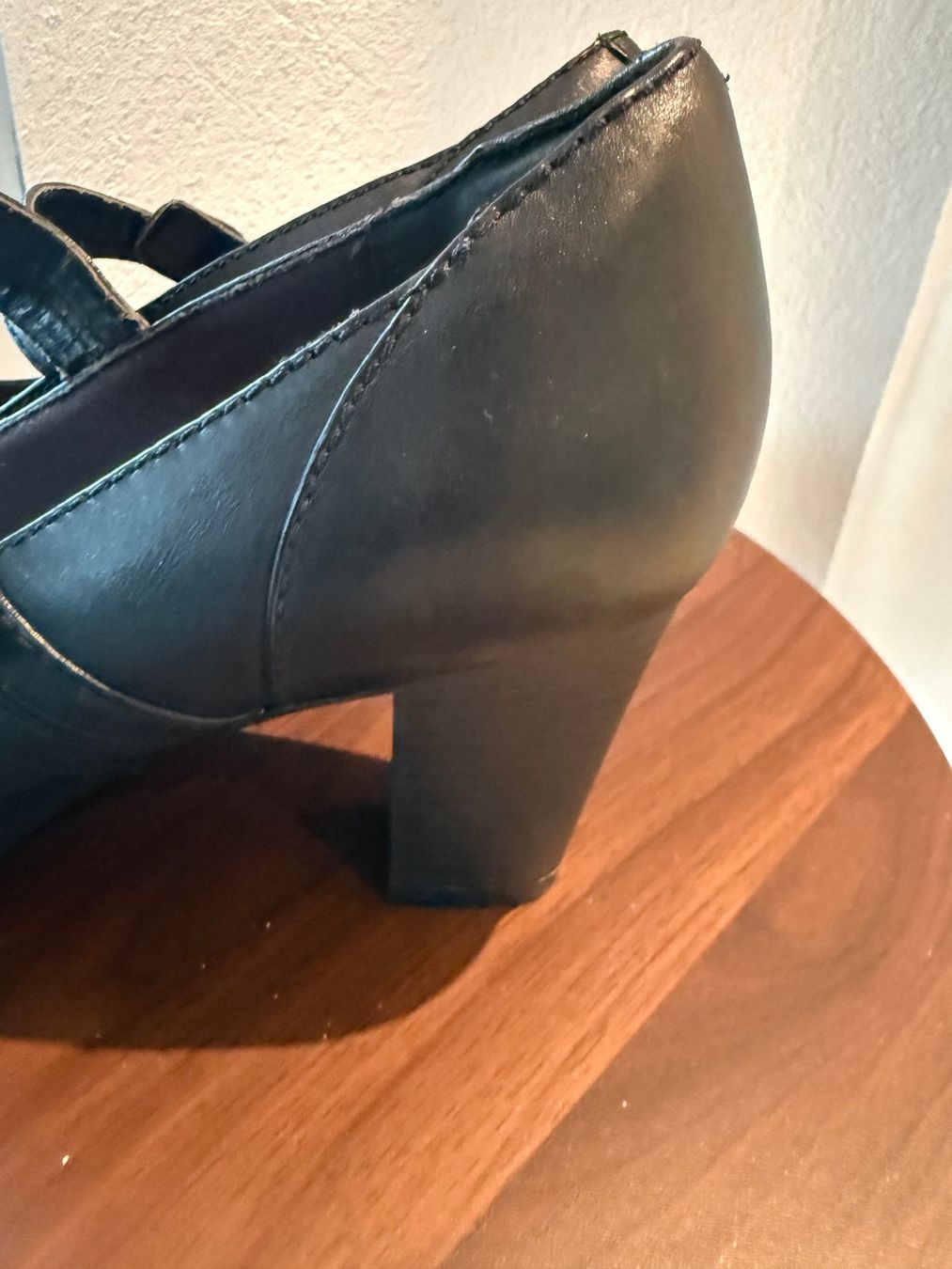 Clarks Scarpe da donna: Clark Riemchenschuhe Grösse 7 D oder 41, Leder – Usato da Kirchdorf AG venduto da Coco0805 5