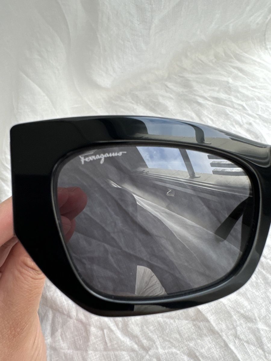 Salvatore Ferragamo Occhiali & Lenti: Salvatore Ferragamo Sonnenbrille schwarz – Nuovo (secondo la descrizione) da Brütten venduto da Rod816 7