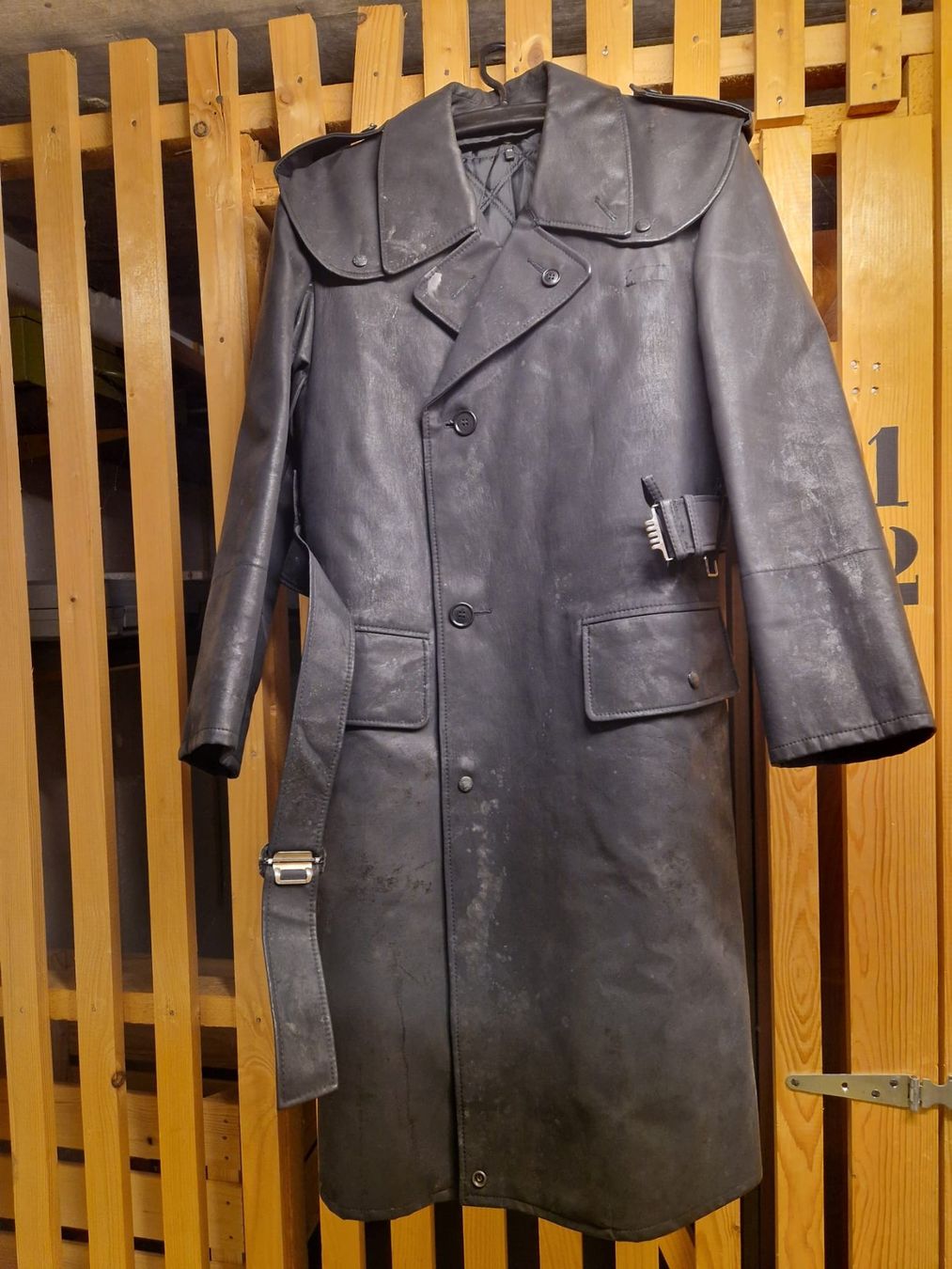 Uniformi: Glocken von Rom - Ausrüstung – Usato da Brunnen venduto da Alpenklaenge