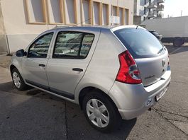 Voiture de tourisme