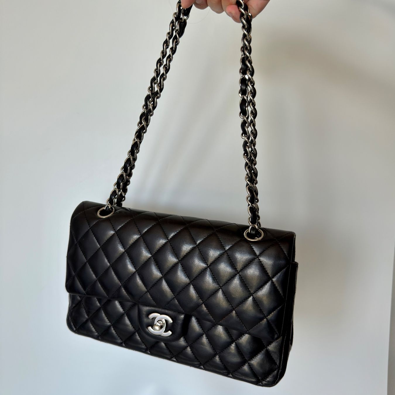 Chanel Taschen für Damen: Authentique Sac CHANEL Timeless Classique noir – Gebraucht aus Carouge GE von loveluxury 9