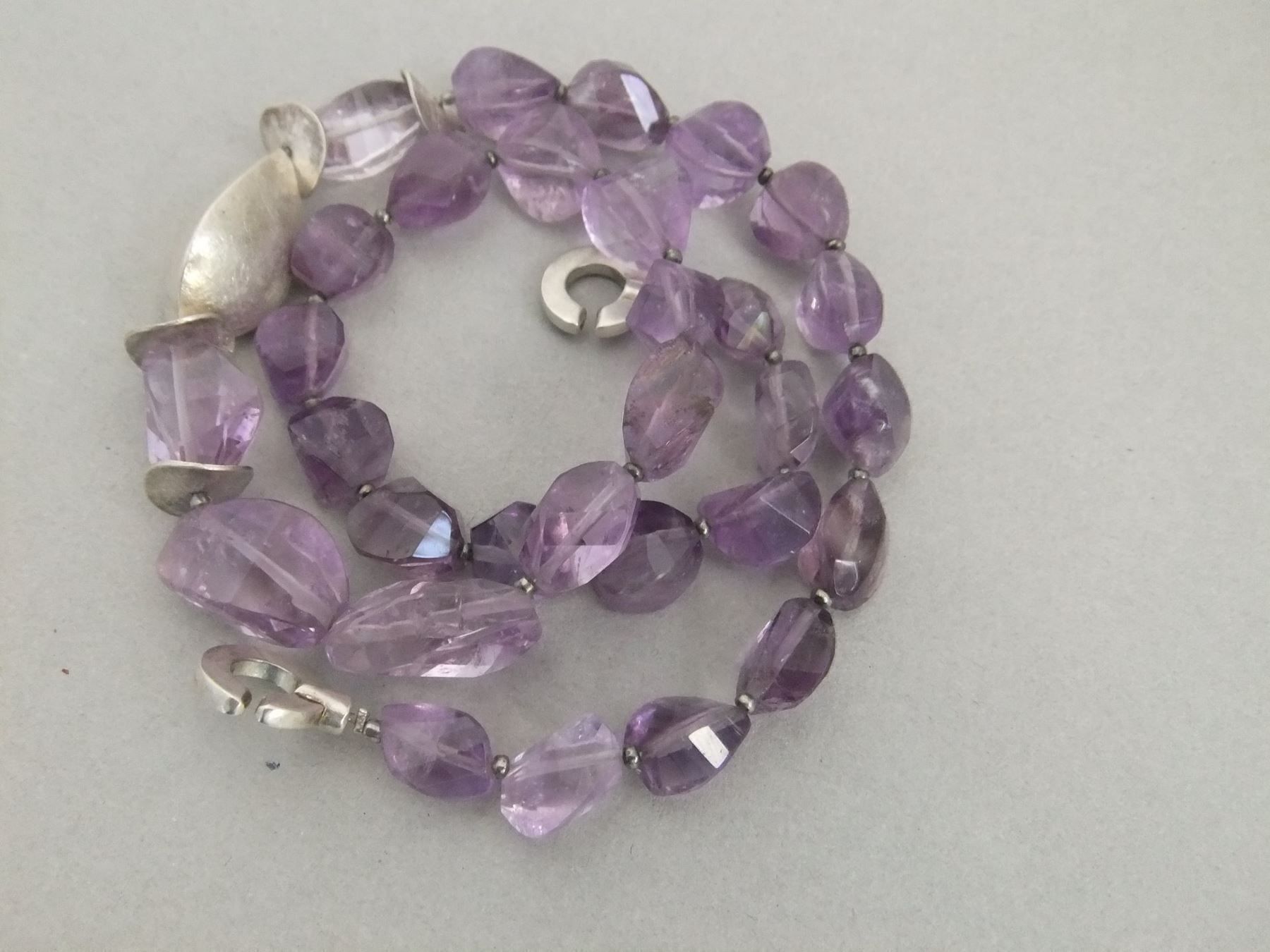 Catenine: Mineralien Amethyst Kette  / 925 Silber – Usato da Esslingen venduto da eintagammeer