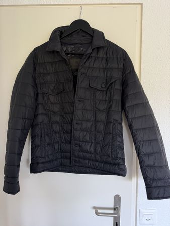 NEU Massimo Dutti leichte Daunen Steppjacke Grösse M