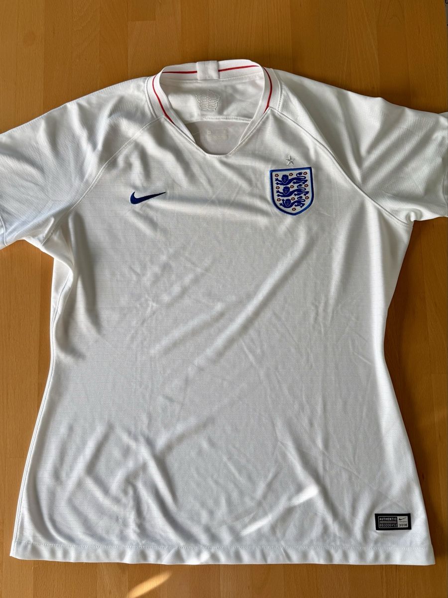 Nike Canottiere & Pantaloni: England Heimtrikot 2018/19 – Usato da Winterthur venduto da car_nr89